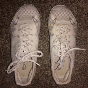 infinity vengeance cheer shoes !!!!